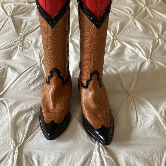 Donald J. Pliner cowboy boots size 38 - Picture 3 of 6